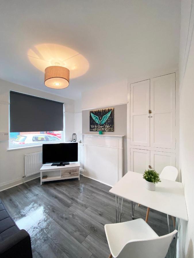 The Baltic Townhouses By Serviced Living Liverpool Eksteriør bilde